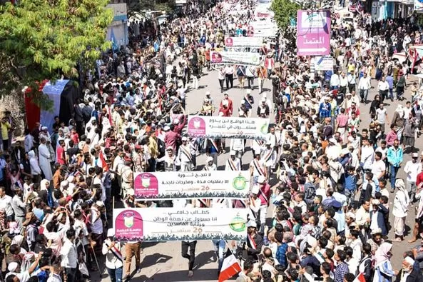 حضور بارز لجامعة الحكمة بتعز في المهرجان الكرنفالي الحاشد إحتفاءًا بذكرى ثورة 26 سبتمبر الخالدة