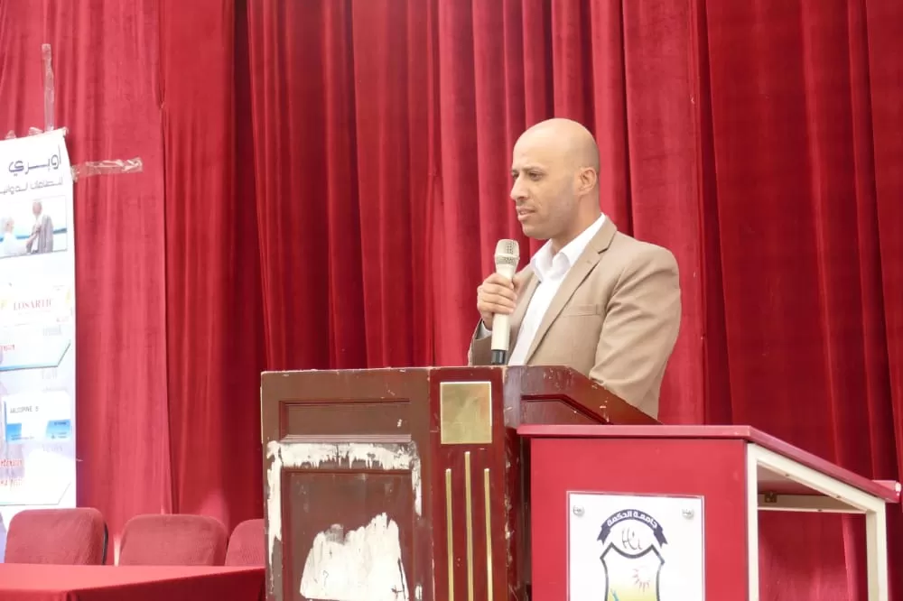 جامعة الحكمة تنظم فعالية احتفالية بمناسبة اليوم العالمي للصيادلة بمحافظة ذمار