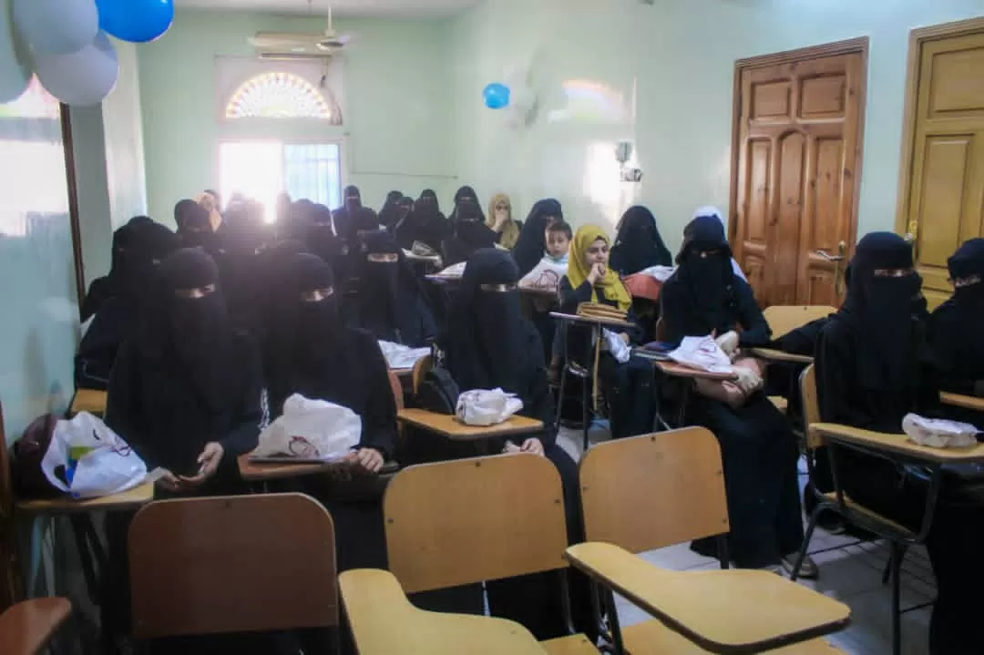 معهد الجامعة للعلوم الطبية - تعز يدشـــــن إستقبـــال طلبته المستجديـــن للعـــام الدراسي 2023/2022م