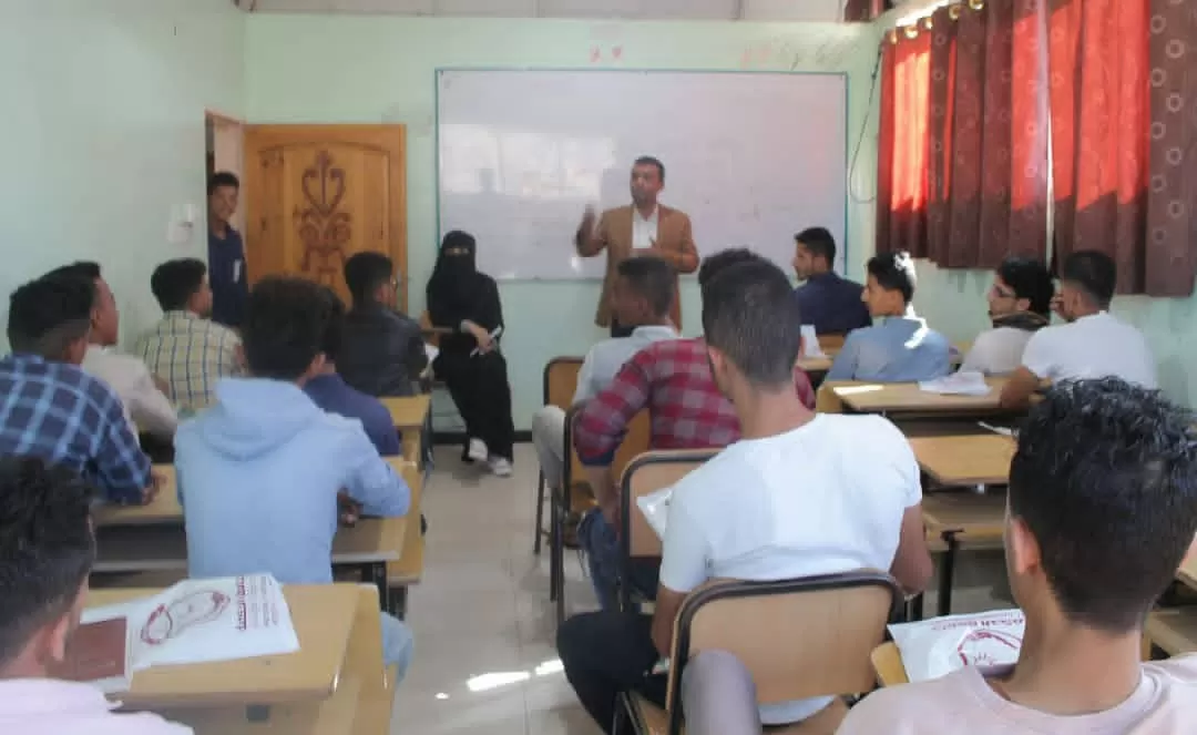 معهد الجامعة للعلوم الطبية - تعز يدشـــــن إستقبـــال طلبته المستجديـــن للعـــام الدراسي 2023/2022م