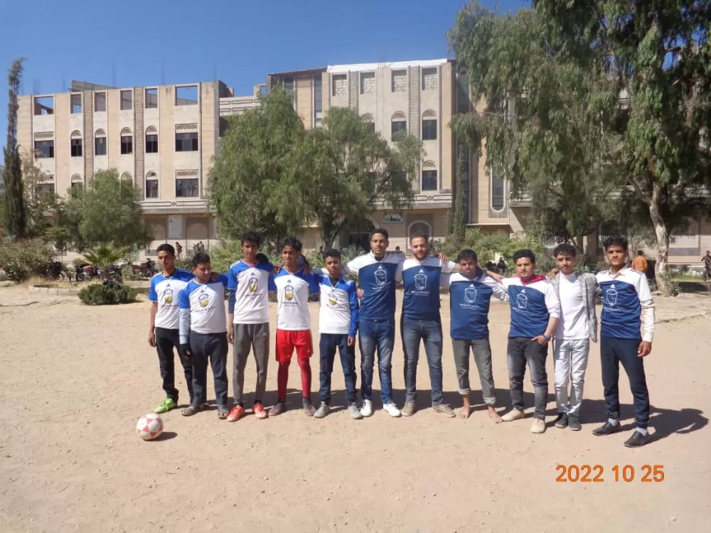 "تواصل منافسات بطولة إستقبال الطلاب المستجدين لكرة القدم الخماسية بجامعة الحكمة - ذمار"