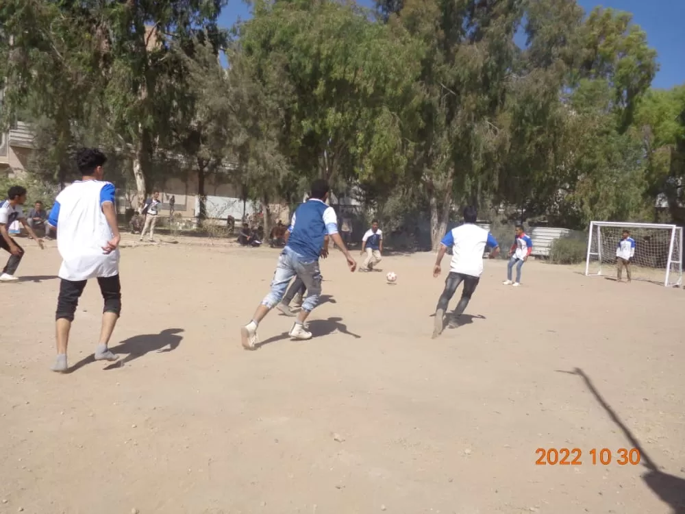 "فريق بكالوريوس الصيدلة يتوّج بطلاً لبطولة الطلاب المستجدين بجامعة الحكمة – ذمار"