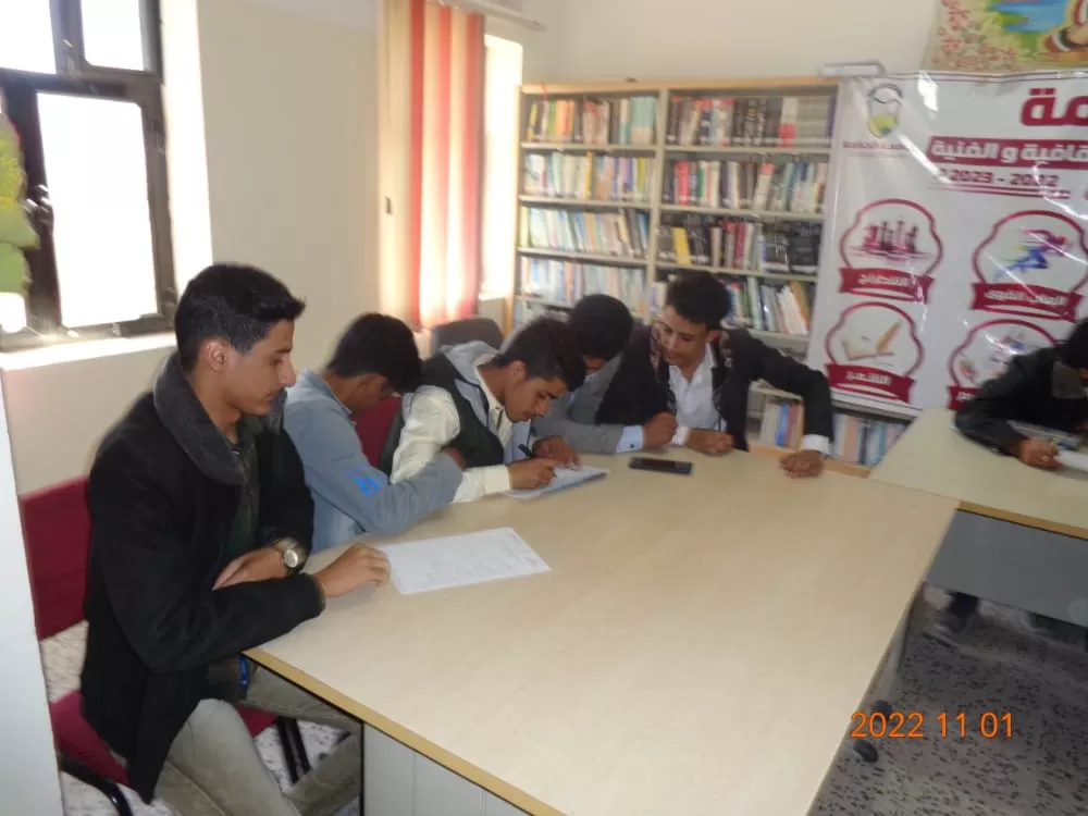 المحاسبة بطل المسابقة الثقافية للطلاب المستجدين بجامعة الحكمة – ذمار