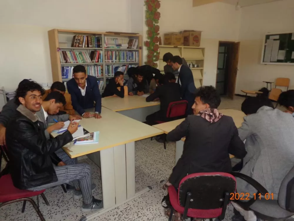 المحاسبة بطل المسابقة الثقافية للطلاب المستجدين بجامعة الحكمة – ذمار