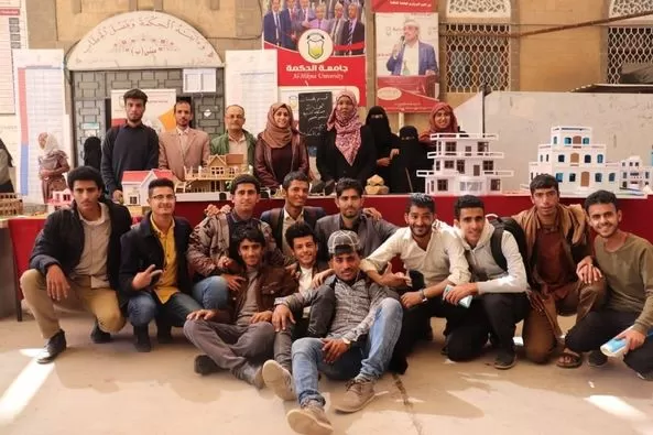 معرض (المجسم الإبداعي) في جامعة الحكمة