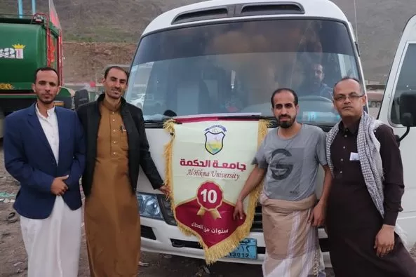 جامعة الحكمة تنظم رحلتين ترفيهية لموظفيها إلى وادي حضور وسردود