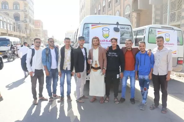 طلاب جامعة الحكمة في رحلة ترفيهية إلى محافظة المحويت السياحية