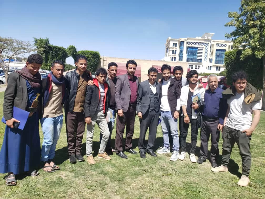 طلاب قسم تقنية المعلومات في زيارة علمية إلى المعهد العام للاتصالات