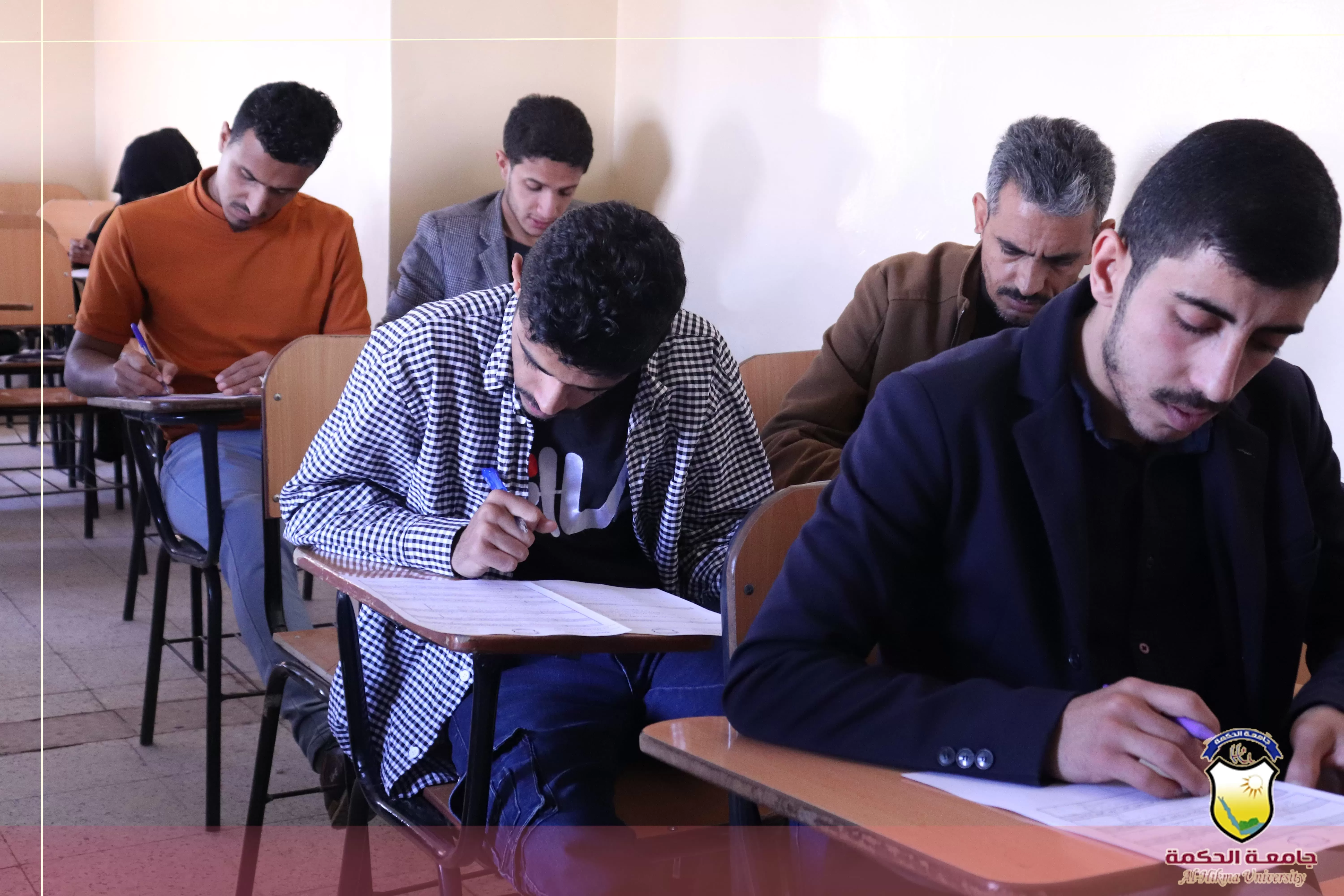 إدارة الأنشطة بجامعة الحكمة تواصل فعاليات المسابقة العلمية التنافسية