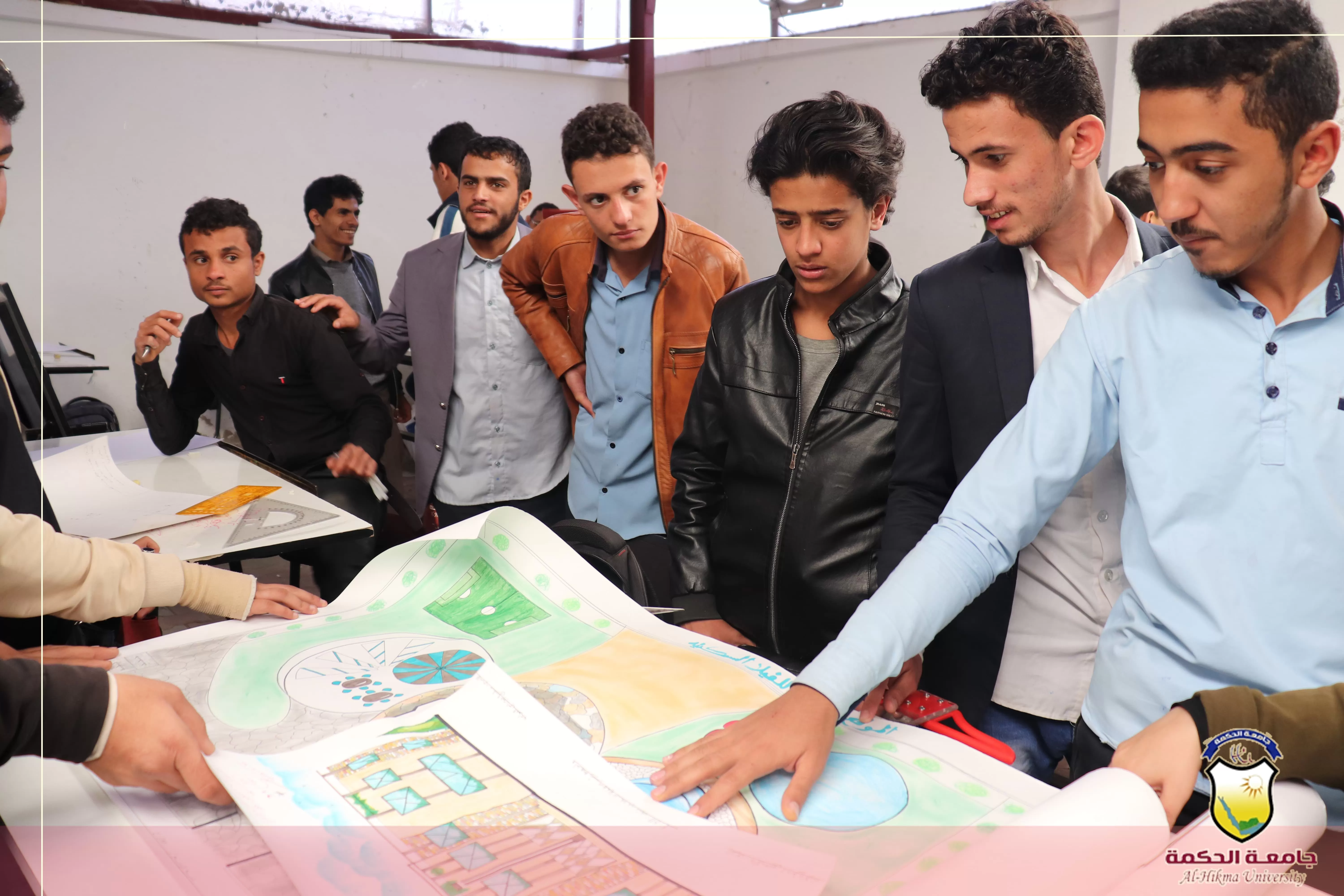 جامعة الحكمة تستقبل الزيارات العلمية لطلاب الثانوية العامة من المدارس الأهلية والحكومية بصنعاء