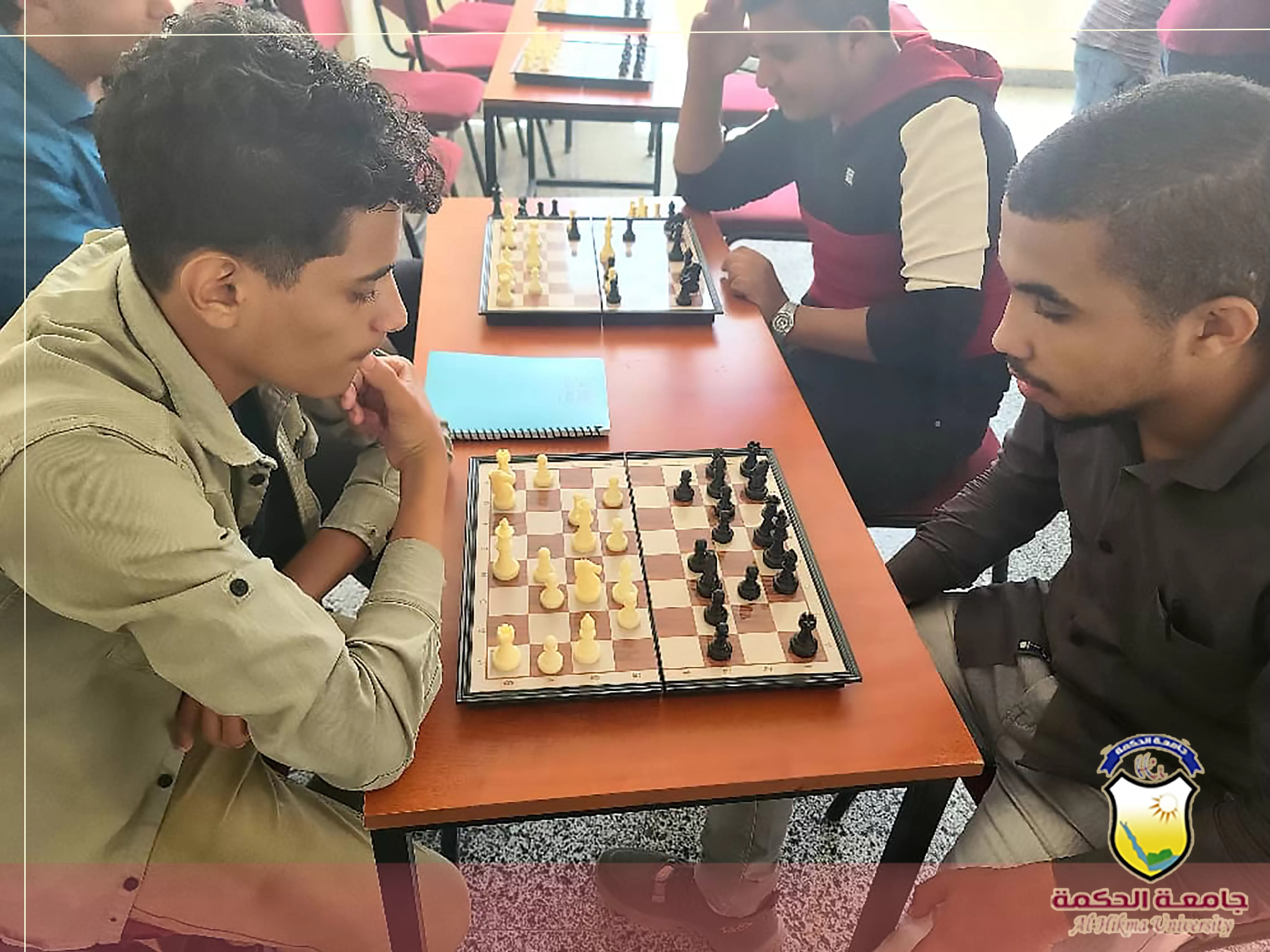 إدارة الأنشطــة الطلابيــة بجامعة الحكمة - الحوبان؛ تختتــم بطولــة الشطرنــج وتكــرم المتميزيــن والمشاركيــن فــي البطولــة