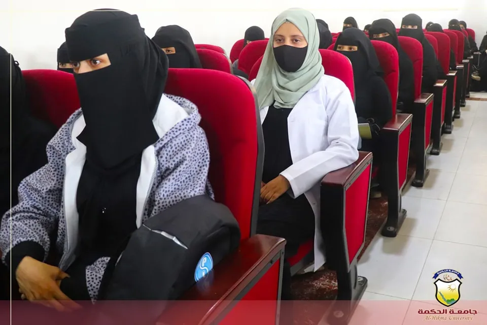 جامعة الحكمة تقيم ورشة تحضيرية إستعداداً لإقامة الأسبوع العلمي للصيادلة