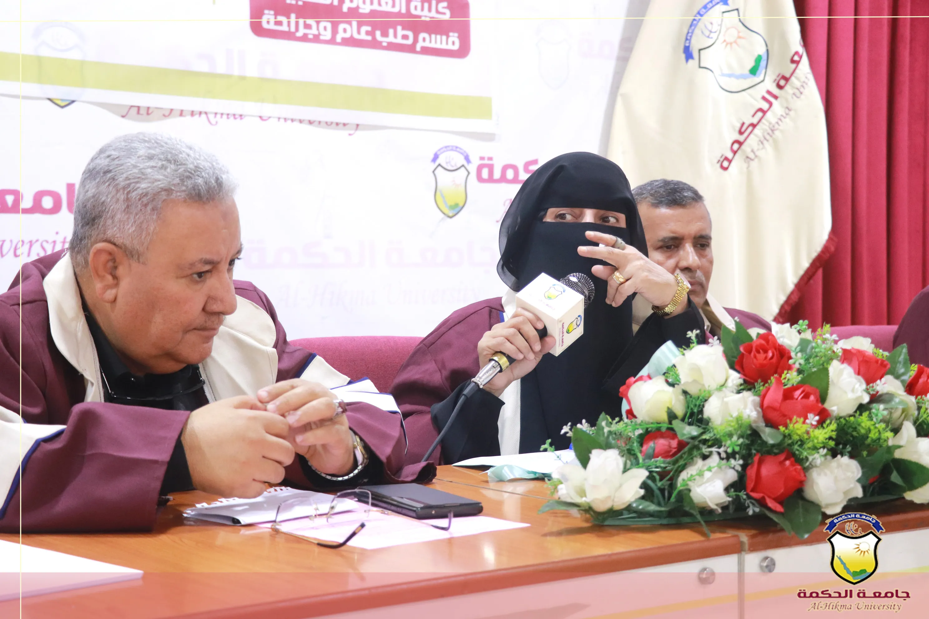 برعاية رئاسة جامعة الحكمة؛ تقيم كلية العلوم الطبية المؤتمر العلمي الثاني لمناقشة أبحاث تخرج الدفعة الثانية - قسم طب عام وجراحة