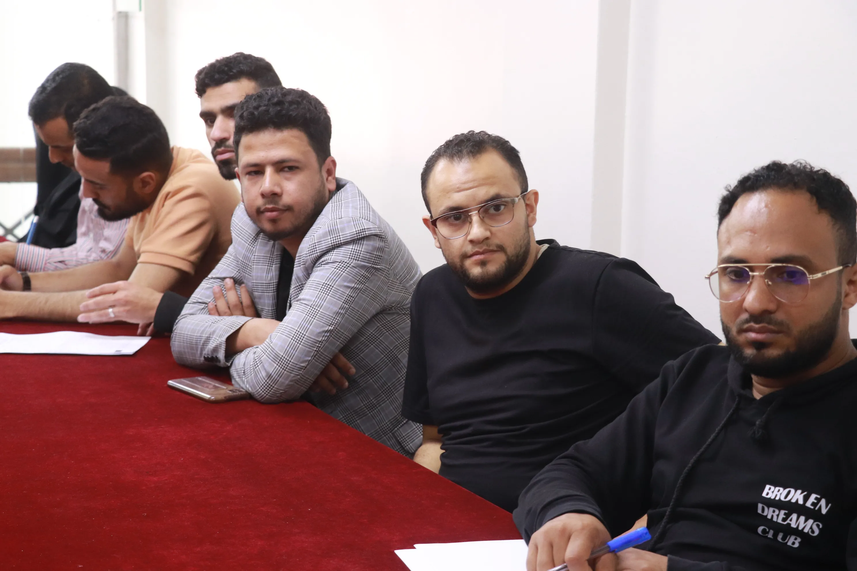 رئاسة جامعة الحكمة تعقد إجتماعها الدوري مع منسقي الأقسام ومسؤولي المعامل العلمية من جميع الكليات والتخصصات