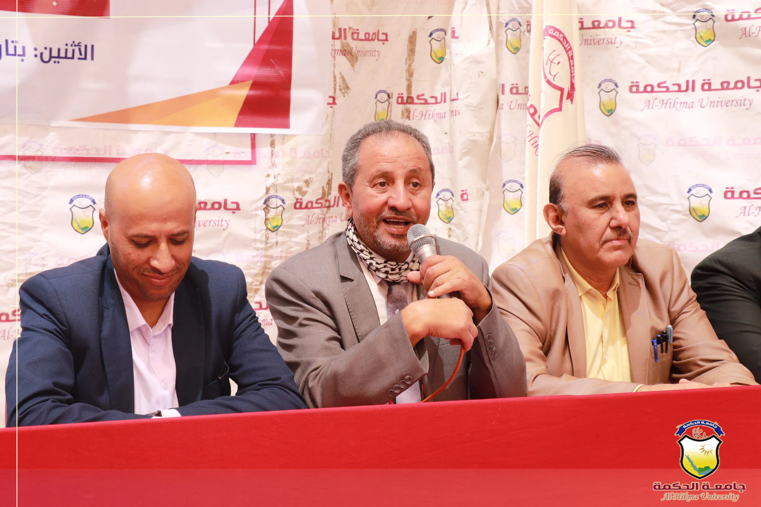 جامعة الحكمة تقيم ندوة ومعرض للإنتاج الصيدلي بمناسبة #اليوم_العالمي_للصيادلة