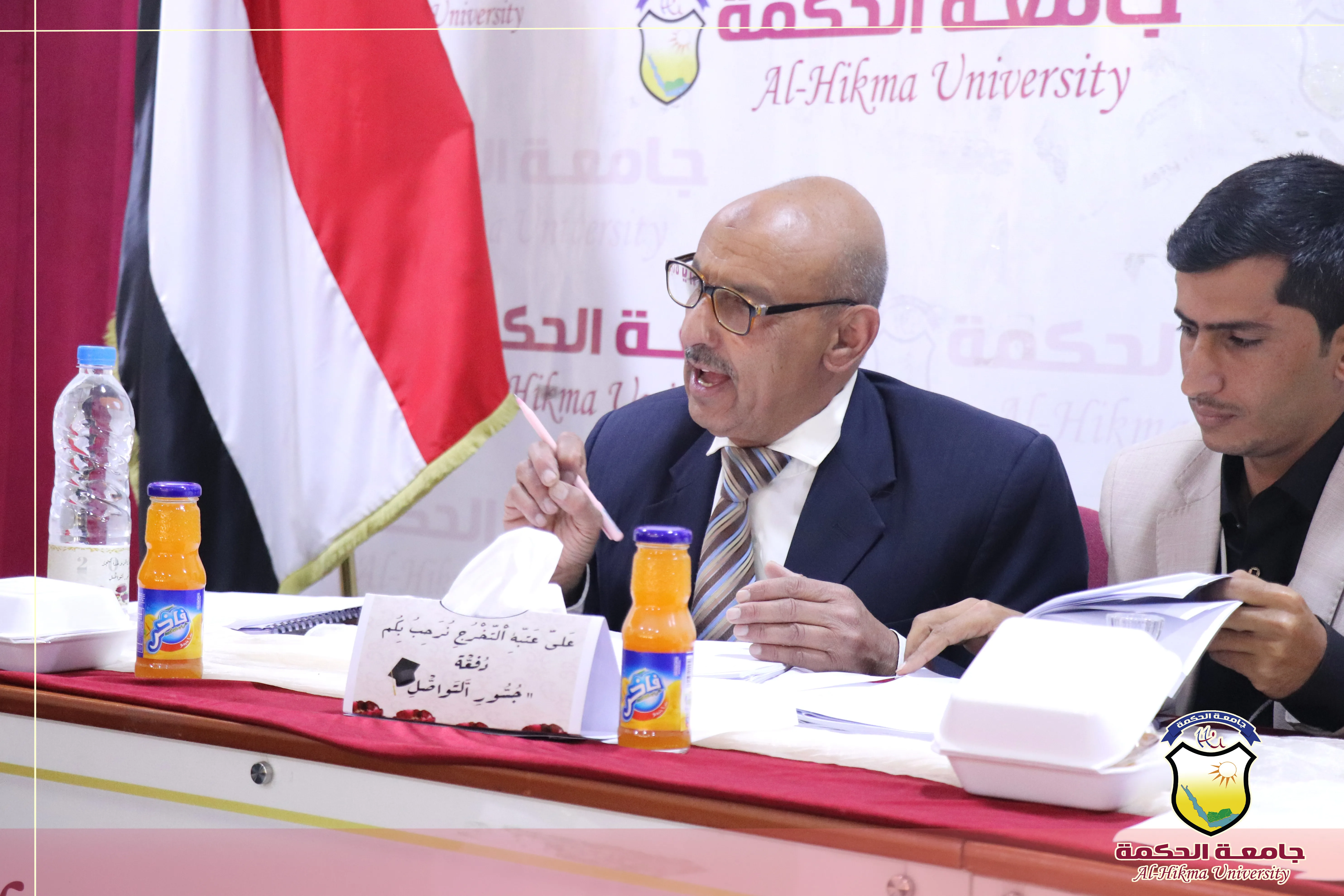 جامعة الحكمة - اليمن تدشّن الأسبوع العلمي لمناقشة أبحاث تخرج طلابها من كلية العلوم الإدارية والإنسانية في مختلف التخصصات للعام الجامعي 1447هـ /2025-2026م