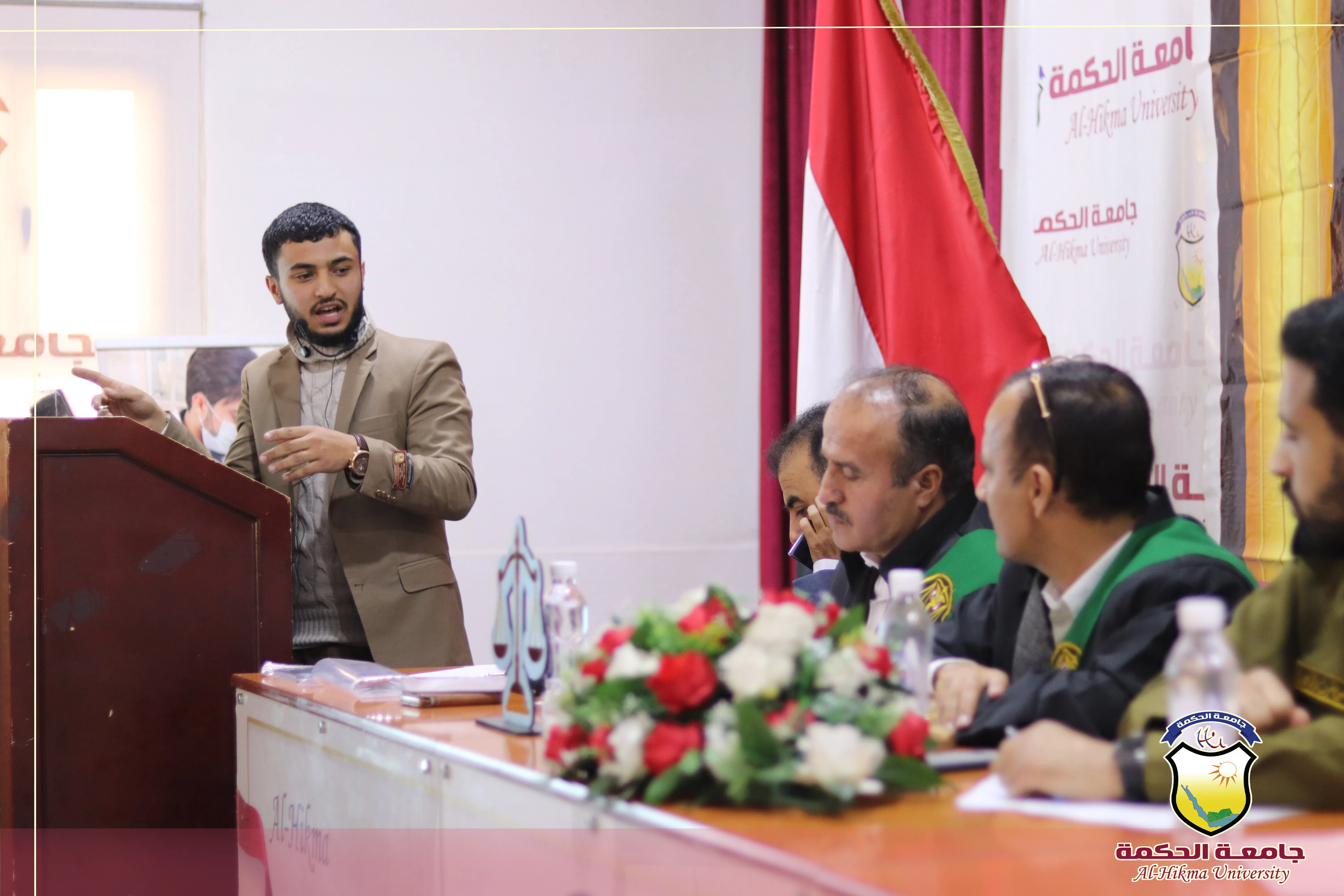 جامعة الحكمة تقيم محكمة افتراضية متخصصة في جمع الأدلة الرقمية بحضور قيادات أكاديمية وقضائية