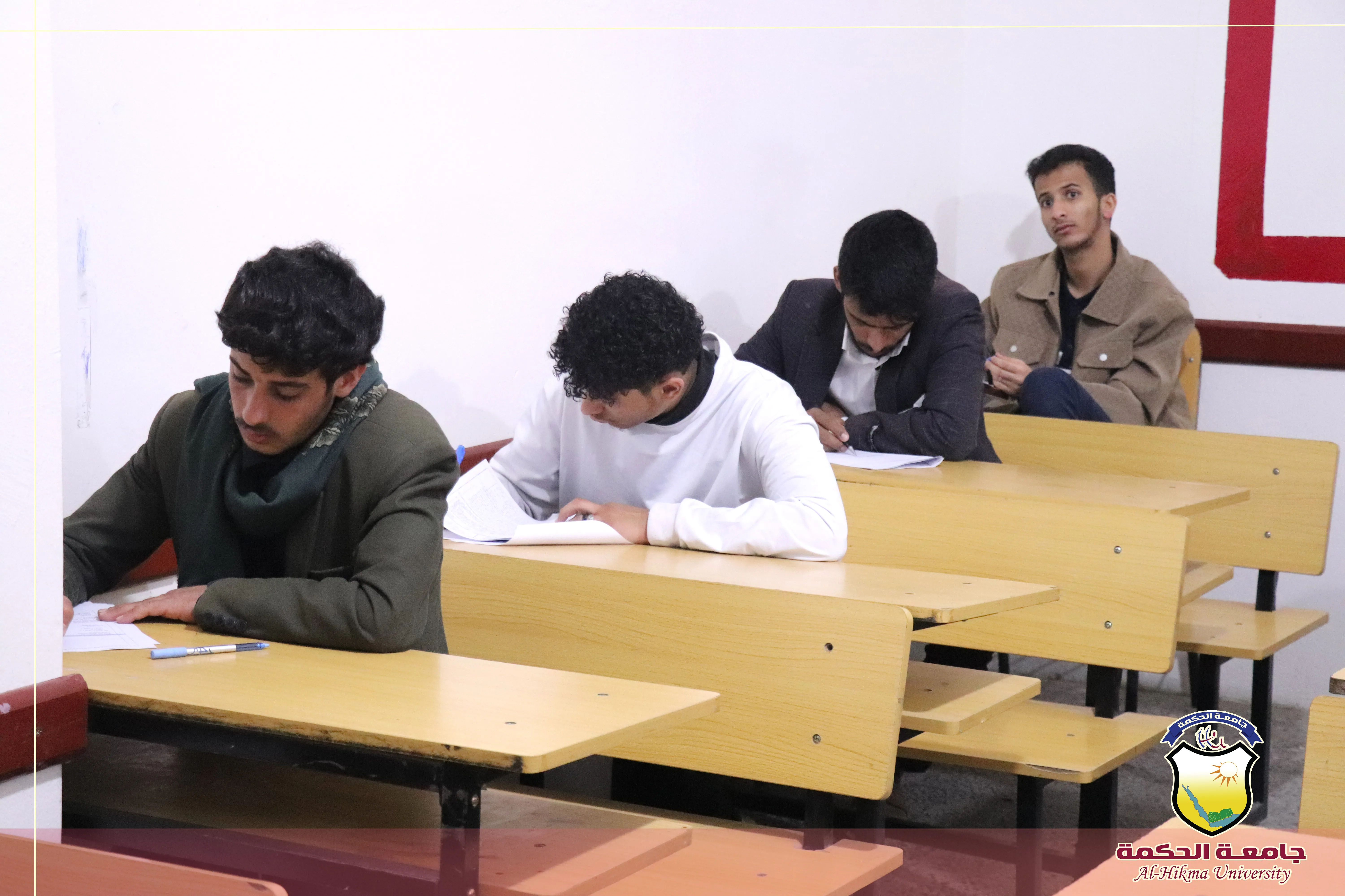 جامعة الحكمة تدشن الإمتحانات النهائية لطلبة المستوى الأول من العام الجامعي 1447هـ - 2025/ 2026م