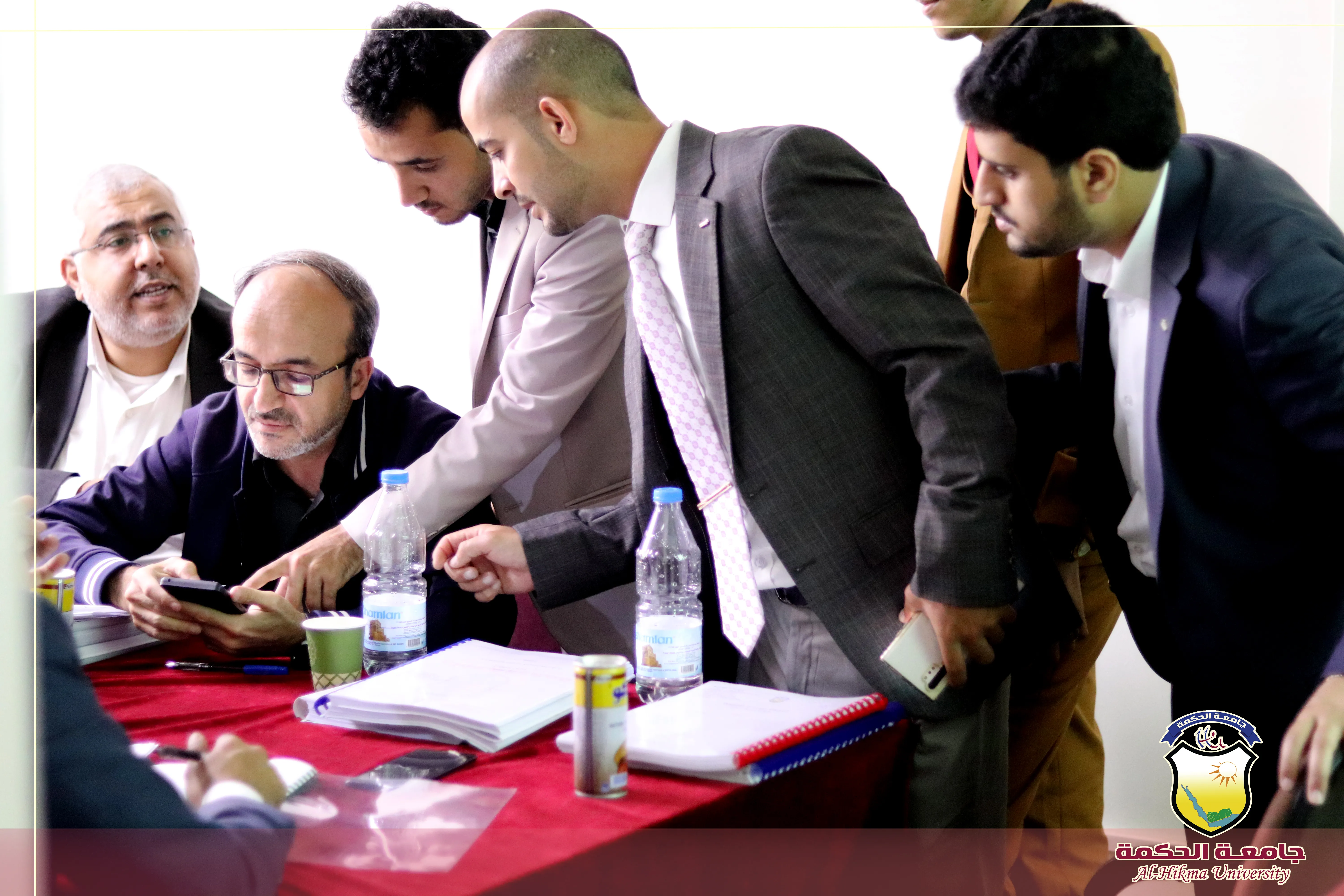 جامعة الحكمة – فرع صنعاء تقيم اليوم العلمي لمناقشة مشاريع تخرج طلبة قسم تقنية المعلومات بكلية العلوم والهندسة