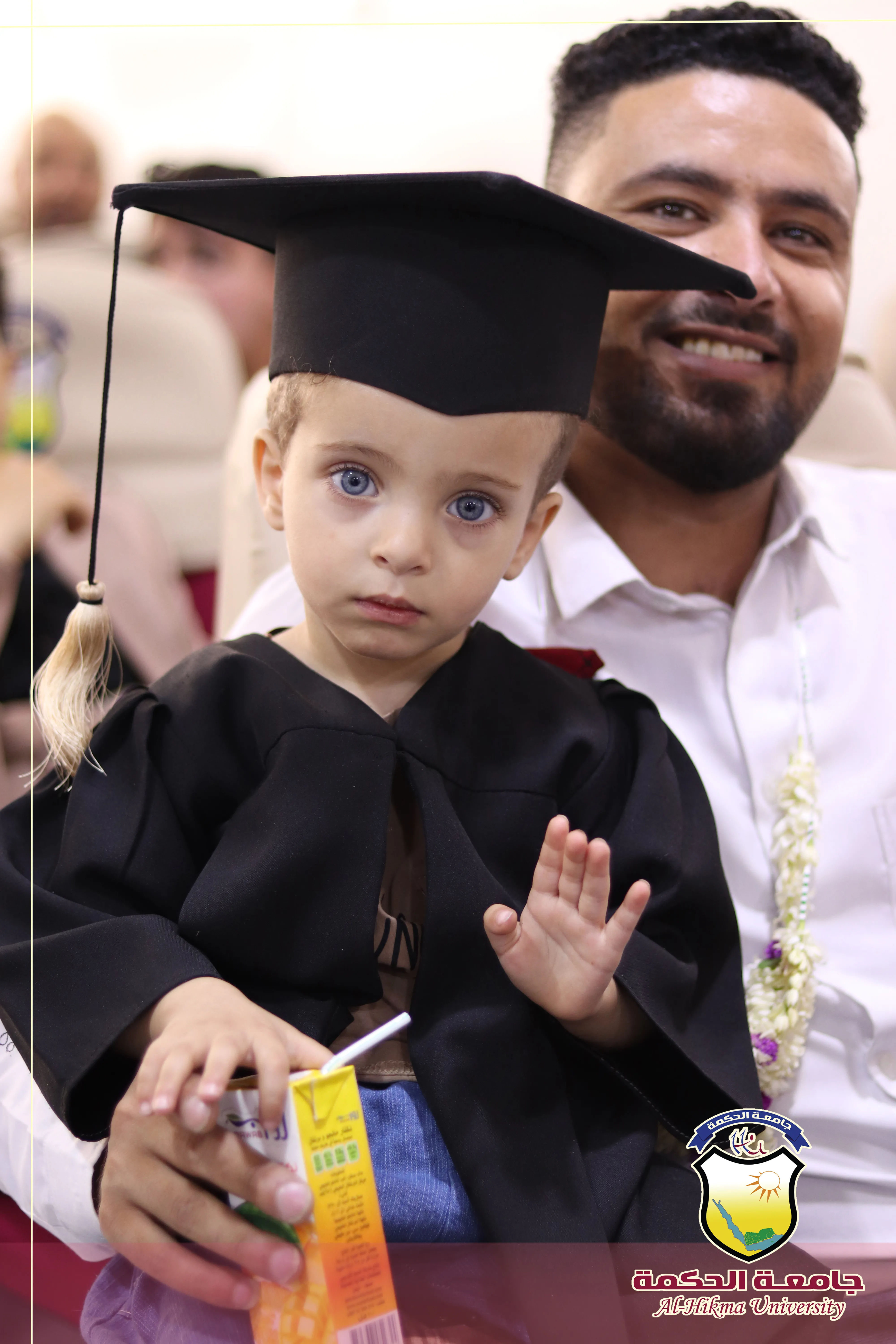 جامعة الحكمة - اليمن تفتتح الاسبوع العلمي لمناقشة أبحاث تخرّج طلبة الدفعة الثامنة من قسم علوم الصيدلة بكلية العلوم الطبية