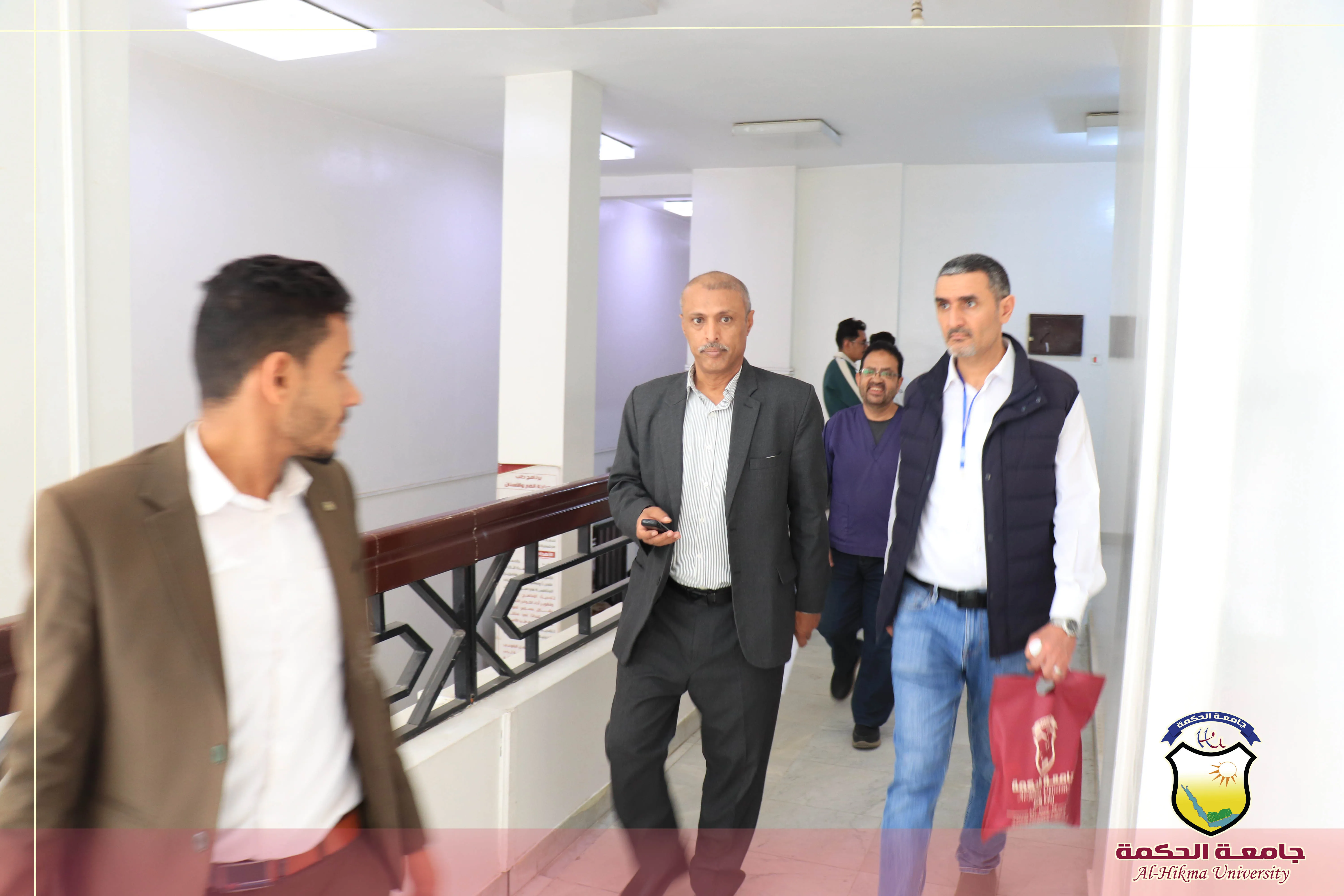 جامعة الحكمة تستقبل لجنة الاعتماد الأكاديمي للتحقق من جاهزية برنامجي الطب العام والجراحة وطب وجراحة الفم والأسنان